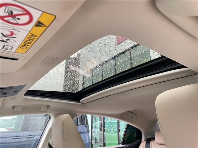 ＥＳ ＥＳ３００ｈ　禁煙車／純正ナビ（ＣＤ／フルセグＴＶ／Ｂｌｕｅｔｏｏｔｈ）／バックカメラ／サンルーフ／ビルトインＥＴＣ２．０／前席シートヒーター／前席ベンチレーション／前席パワーシート（運転席メモリー機能付）（2枚目）