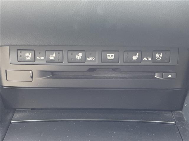 ＥＳ ＥＳ３００ｈ　禁煙車／純正ナビ（ＣＤ／フルセグＴＶ／Ｂｌｕｅｔｏｏｔｈ）／バックカメラ／サンルーフ／ビルトインＥＴＣ２．０／前席シートヒーター／前席ベンチレーション／前席パワーシート（運転席メモリー機能付）（13枚目）