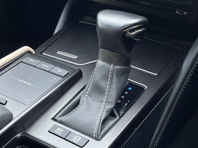 ＥＳ ＥＳ３００ｈ　禁煙車／純正ナビ（ＣＤ／フルセグＴＶ／Ｂｌｕｅｔｏｏｔｈ）／バックカメラ／サンルーフ／ビルトインＥＴＣ２．０／前席シートヒーター／前席ベンチレーション／前席パワーシート（運転席メモリー機能付）（14枚目）