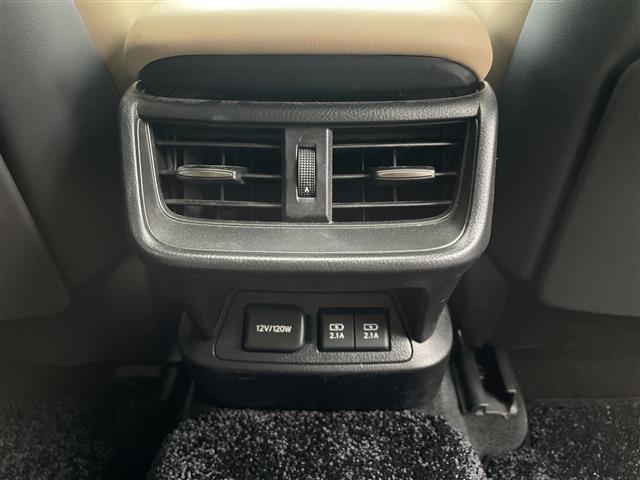 ＥＳ ＥＳ３００ｈ　禁煙車／純正ナビ（ＣＤ／フルセグＴＶ／Ｂｌｕｅｔｏｏｔｈ）／バックカメラ／サンルーフ／ビルトインＥＴＣ２．０／前席シートヒーター／前席ベンチレーション／前席パワーシート（運転席メモリー機能付）（17枚目）