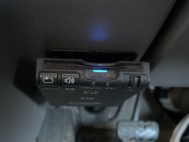 エブリイ ＰＡリミテッド　禁煙車／社外ナビ（ＣＤ／ＤＶＤ／ワンセグＴＶ／Ｂｌｕｅｔｏｏｔｈ）／ＥＴＣ／ルーフラック／衝突軽減ブレーキ／純正ラバーマット／社外ＡＷスタッドレス積み込み（12枚目）