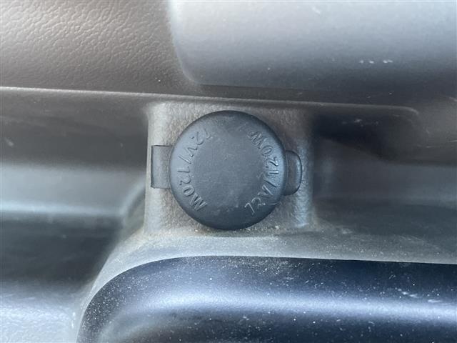 エブリイ ＰＡリミテッド　禁煙車／社外ナビ（ＣＤ／ＤＶＤ／ワンセグＴＶ／Ｂｌｕｅｔｏｏｔｈ）／ＥＴＣ／ルーフラック／衝突軽減ブレーキ／純正ラバーマット／社外ＡＷスタッドレス積み込み（18枚目）