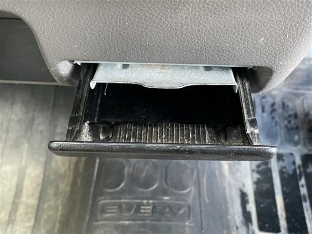 エブリイ ＰＡリミテッド　禁煙車／社外ナビ（ＣＤ／ＤＶＤ／ワンセグＴＶ／Ｂｌｕｅｔｏｏｔｈ）／ＥＴＣ／ルーフラック／衝突軽減ブレーキ／純正ラバーマット／社外ＡＷスタッドレス積み込み（20枚目）