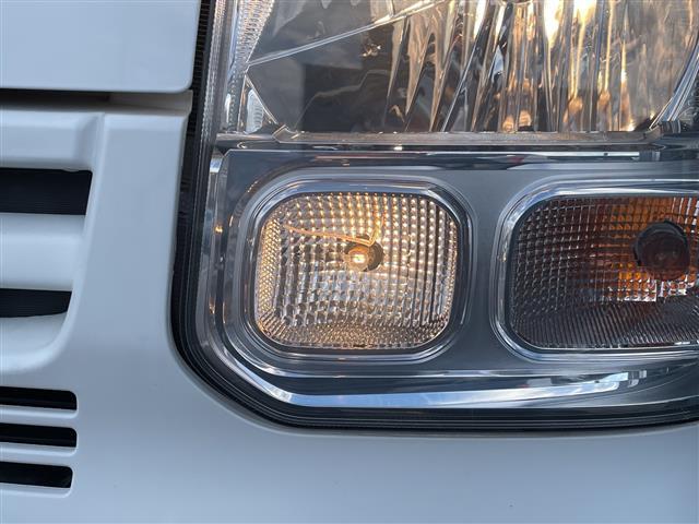 エブリイ ＰＡリミテッド　禁煙車／社外ナビ（ＣＤ／ＤＶＤ／ワンセグＴＶ／Ｂｌｕｅｔｏｏｔｈ）／ＥＴＣ／ルーフラック／衝突軽減ブレーキ／純正ラバーマット／社外ＡＷスタッドレス積み込み（28枚目）