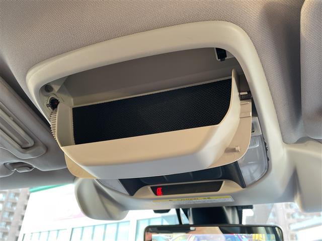 フォレスター アドバンス　禁煙車／純正ナビ／バックカメラ／レザーシート／前席パワーシート／全席シートヒーター／ステアリングヒーター／電動リアゲート／アイサイト／純正１８インチＡＷ／デジタルインナーミラー／ルーフレール／ＢＴ（39枚目）