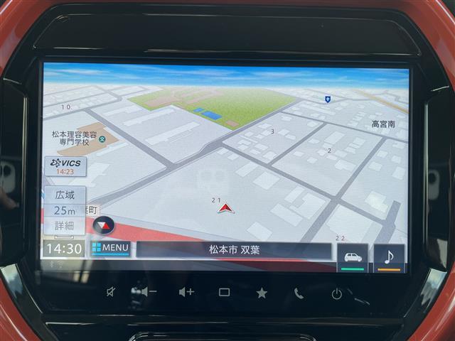 ハスラー ハイブリッドＸターボ　禁煙車／全方位モニター付きメモリーナビ（９インチディスプレイ／フルセグＴＶ／ＣＤ／ＤＶＤ／Ｂｌｕｅｔｏｏｔｈ／スマートフォン連携）／ビルトインＥＴＣ／前席シートヒーター／革巻きステアリング（4枚目）