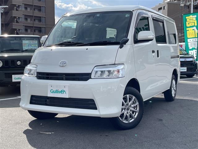 タウンエースバン ＧＬ　禁煙車／社外ナビ（フルセグＴＶ／Ｂｌｕｅｔｏｏｔｈ）／バックカメラ／ビルトインＥＴＣ／ドライブレコーダー（Ｆ・Ｒ）／ベッドキット／ＬＥＤヘッドライト／オートライト／電動格納ミラー／純正フロアマット（17枚目）