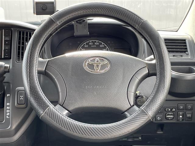 タウンエースバン ＧＬ　禁煙車／社外ナビ（フルセグＴＶ／Ｂｌｕｅｔｏｏｔｈ）／バックカメラ／ビルトインＥＴＣ／ドライブレコーダー（Ｆ・Ｒ）／ベッドキット／ＬＥＤヘッドライト／オートライト／電動格納ミラー／純正フロアマット（24枚目）