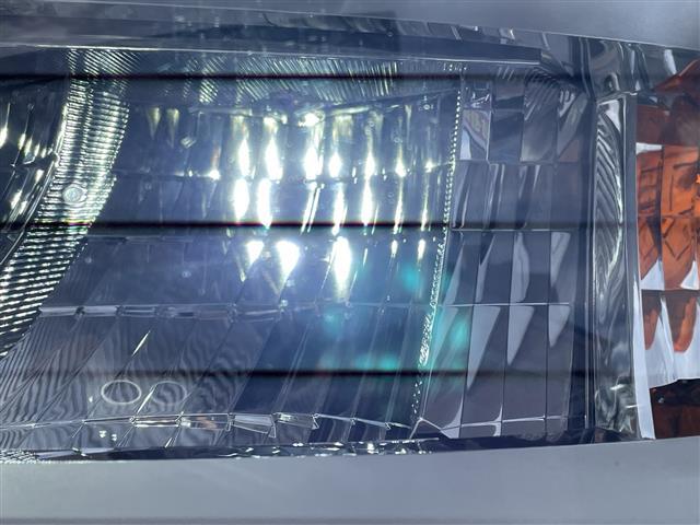 タウンエースバン ＧＬ　禁煙車／社外ナビ（フルセグＴＶ／Ｂｌｕｅｔｏｏｔｈ）／バックカメラ／ビルトインＥＴＣ／ドライブレコーダー（Ｆ・Ｒ）／ベッドキット／ＬＥＤヘッドライト／オートライト／電動格納ミラー／純正フロアマット（35枚目）