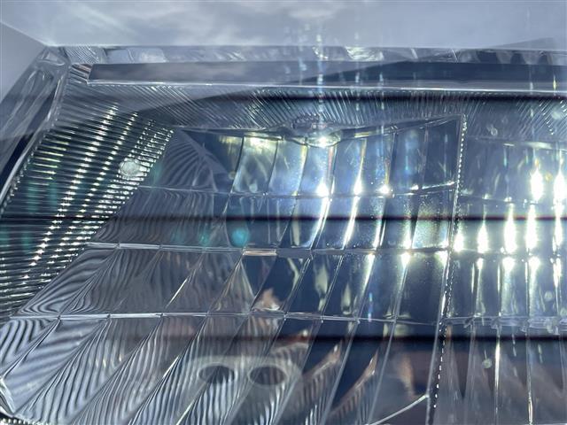 タウンエースバン ＧＬ　禁煙車／社外ナビ（フルセグＴＶ／Ｂｌｕｅｔｏｏｔｈ）／バックカメラ／ビルトインＥＴＣ／ドライブレコーダー（Ｆ・Ｒ）／ベッドキット／ＬＥＤヘッドライト／オートライト／電動格納ミラー／純正フロアマット（36枚目）