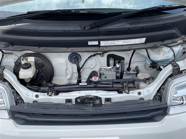 タウンエースバン ＧＬ　禁煙車／社外ナビ（フルセグＴＶ／Ｂｌｕｅｔｏｏｔｈ）／バックカメラ／ビルトインＥＴＣ／ドライブレコーダー（Ｆ・Ｒ）／ベッドキット／ＬＥＤヘッドライト／オートライト／電動格納ミラー／純正フロアマット（40枚目）