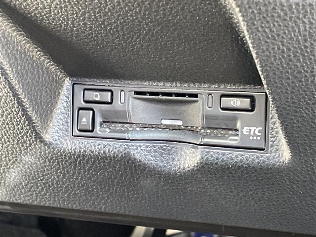 ヤリス G 禁煙車/純正8インチディスプレイオーディオ(AM・FM・USB・Bluetooth)/ナビ機能付き/HDMI/バックカメラ/ビルトインETC/プッシュスタート/プリクラッシュセーフティ/LED(13枚目)