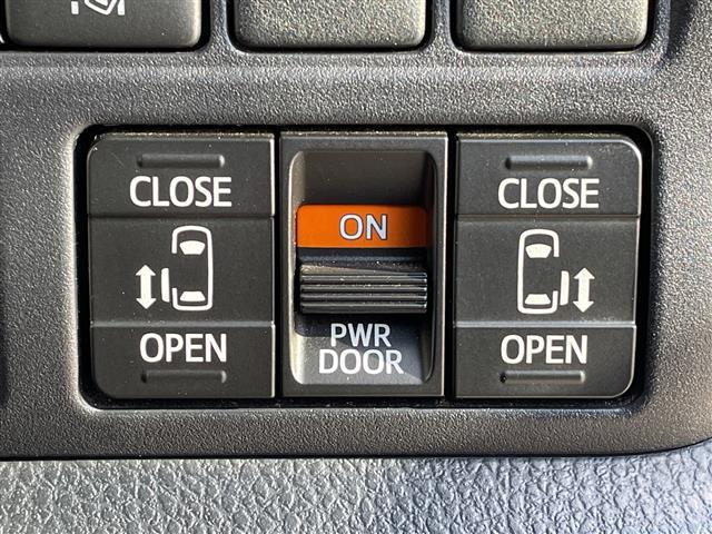 ヴォクシー ＺＳ　煌ＩＩＩ　禁煙車／純正１０インチナビ／フルセグＴＶ／バックカメラ／クルーズコントロール／アイドリングストップ／両側パワースライドドア／コーナーセンサー／Ｂｌｕｅｔｏｏｔｈ／前後ドラレコ／純正ＡＷ１６インチ（6枚目）