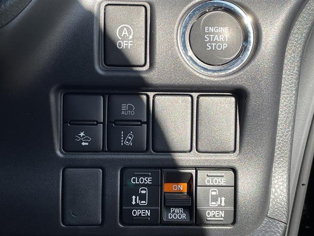 ヴォクシー ＺＳ　煌ＩＩＩ　禁煙車／純正１０インチナビ／フルセグＴＶ／バックカメラ／クルーズコントロール／アイドリングストップ／両側パワースライドドア／コーナーセンサー／Ｂｌｕｅｔｏｏｔｈ／前後ドラレコ／純正ＡＷ１６インチ（8枚目）