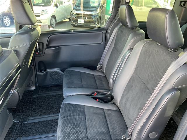 ヴォクシー ＺＳ　煌ＩＩＩ　禁煙車／純正１０インチナビ／フルセグＴＶ／バックカメラ／クルーズコントロール／アイドリングストップ／両側パワースライドドア／コーナーセンサー／Ｂｌｕｅｔｏｏｔｈ／前後ドラレコ／純正ＡＷ１６インチ（15枚目）