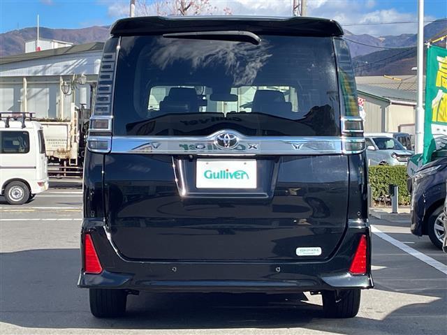 ヴォクシー ＺＳ　煌ＩＩＩ　禁煙車／純正１０インチナビ／フルセグＴＶ／バックカメラ／クルーズコントロール／アイドリングストップ／両側パワースライドドア／コーナーセンサー／Ｂｌｕｅｔｏｏｔｈ／前後ドラレコ／純正ＡＷ１６インチ（24枚目）