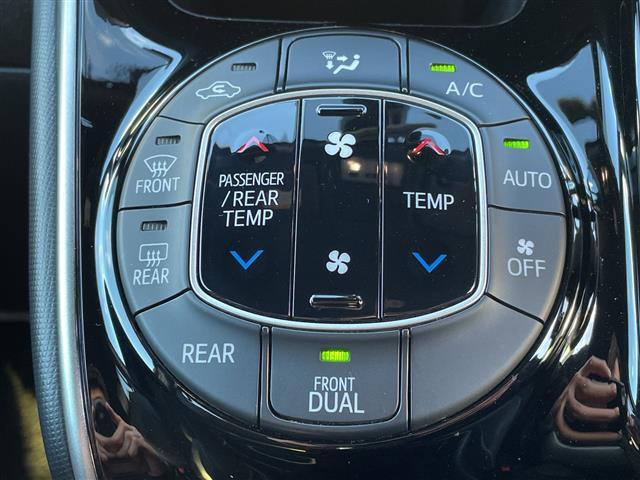 ヴォクシー ＺＳ　煌ＩＩＩ　禁煙車／純正１０インチナビ／フルセグＴＶ／バックカメラ／クルーズコントロール／アイドリングストップ／両側パワースライドドア／コーナーセンサー／Ｂｌｕｅｔｏｏｔｈ／前後ドラレコ／純正ＡＷ１６インチ（29枚目）