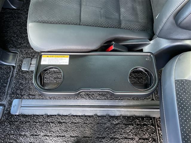 ヴォクシー ＺＳ　煌ＩＩＩ　禁煙車／純正１０インチナビ／フルセグＴＶ／バックカメラ／クルーズコントロール／アイドリングストップ／両側パワースライドドア／コーナーセンサー／Ｂｌｕｅｔｏｏｔｈ／前後ドラレコ／純正ＡＷ１６インチ（34枚目）