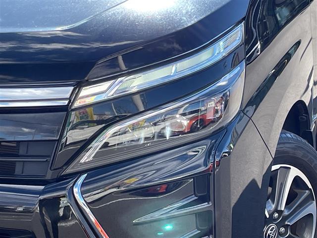 ヴォクシー ＺＳ　煌ＩＩＩ　禁煙車／純正１０インチナビ／フルセグＴＶ／バックカメラ／クルーズコントロール／アイドリングストップ／両側パワースライドドア／コーナーセンサー／Ｂｌｕｅｔｏｏｔｈ／前後ドラレコ／純正ＡＷ１６インチ（35枚目）