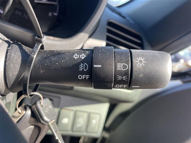 コペン ローブ 禁煙車/パナソニックSDナビ(Bluetooth/TV/CD/DVD/iPod/FM/AM)/バックカメラ/ETC/シートヒーター/MTモード/純正アルミホイール/AAC/スマートキー/フォグラン(14枚目)