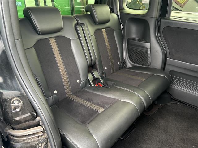 N-BOXカスタム G・Lターボホンダセンシング ワンオーナー/両側パワースライドドア/純正ナビ/Bluetooth/フルセグTV/バックカメラ/ハーフレザー/前席シートヒーター/純正AW15インチ/アイドリングストップ/USB入力端子(12枚目)