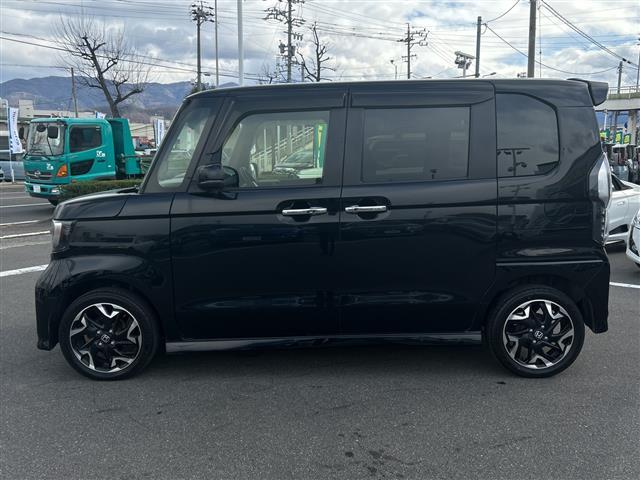 N-BOXカスタム G・Lターボホンダセンシング ワンオーナー/両側パワースライドドア/純正ナビ/Bluetooth/フルセグTV/バックカメラ/ハーフレザー/前席シートヒーター/純正AW15インチ/アイドリングストップ/USB入力端子(19枚目)