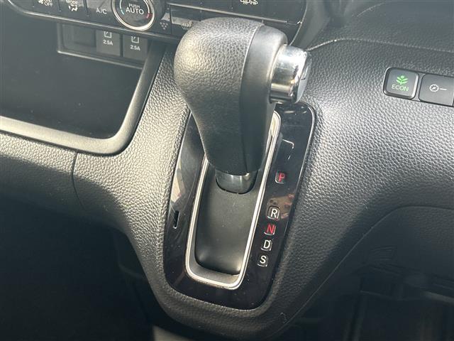 N-BOXカスタム G・Lターボホンダセンシング ワンオーナー/両側パワースライドドア/純正ナビ/Bluetooth/フルセグTV/バックカメラ/ハーフレザー/前席シートヒーター/純正AW15インチ/アイドリングストップ/USB入力端子(30枚目)