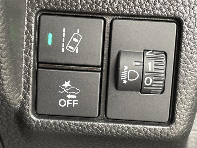 N-BOXカスタム Lターボ 禁煙車/ホンダセンシング/純正8型ナビ/Bluetooth/フルセグTV/バックカメラ/前後ドライブレコーダー/両側電動スライドドア/パドルシフト/コーナーセンサー/シートヒーター/純正アルミホイール(11枚目)