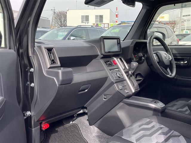 タフト Gターボ ダーククロムベンチャー 禁煙車/スカイフィールトップ/ルーフレール/純正ナビ(CD/DVD/フルセグTV/Bluetooth)/バックカメラ/ETC/ドライブレコーダー/前席シートヒーター/革巻きステアリング(10枚目)