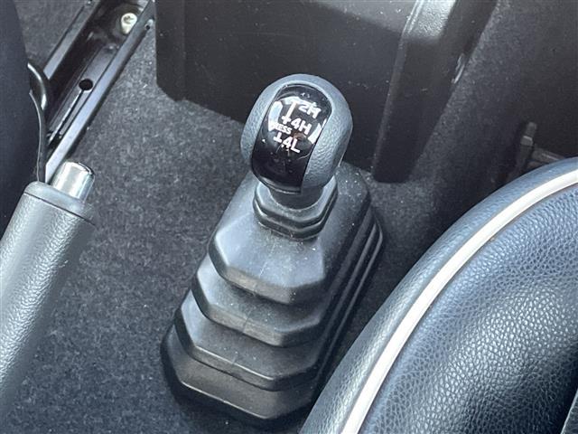 ジムニー XC 禁煙車/7インチ純正ディスプレイオーディオ/Bluetooth Audio/ルーフキャリア/リヤマルチステップ/オーバーフェンダー/ETC/クルコン/シートヒーター/革巻きステアリング/スマートキー(31枚目)