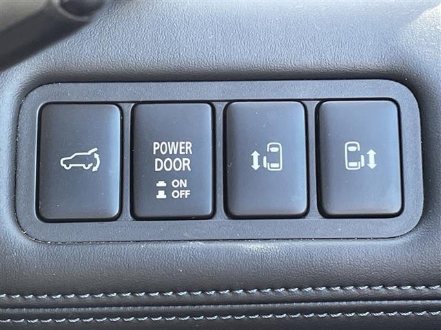 デリカD:5 P 10インチディスプレイオーディオ/パートタイム4WD/ターボ/ルーフラック/1.5インチリフトアップ/マッドガード/社外16インチAW/レザーシートカバー/オートステップ/両側電動スライドドア(4枚目)