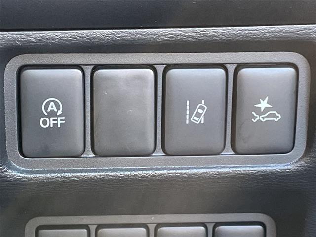 デリカD:5 P 10インチディスプレイオーディオ/パートタイム4WD/ターボ/ルーフラック/1.5インチリフトアップ/マッドガード/社外16インチAW/レザーシートカバー/オートステップ/両側電動スライドドア(6枚目)