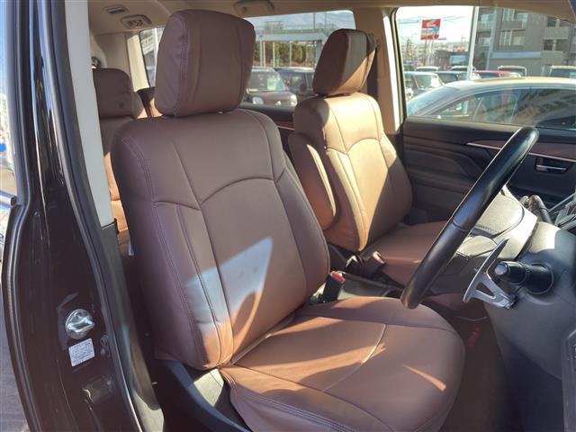 デリカD:5 P 10インチディスプレイオーディオ/パートタイム4WD/ターボ/ルーフラック/1.5インチリフトアップ/マッドガード/社外16インチAW/レザーシートカバー/オートステップ/両側電動スライドドア(13枚目)