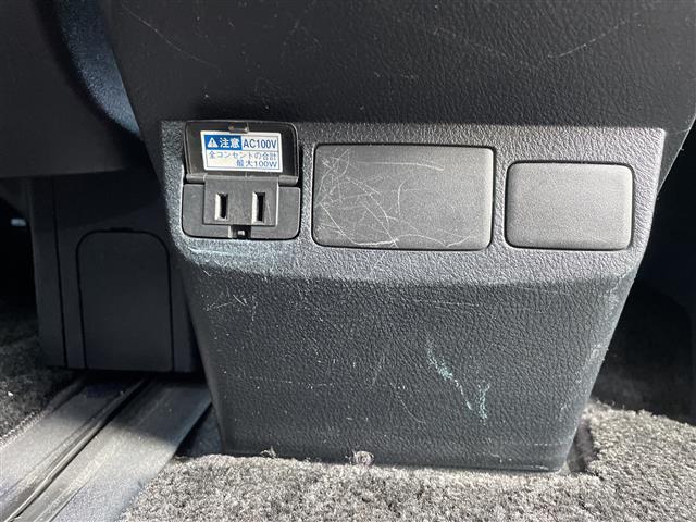 アルファード 2.5S Aパッケージ 後席フリップダウンモニター/ツインムーンルーフ/両側電動スライドドア/デジタルインナーミラー/ブラインドスポットモニター/純正18インチアルミ/コーナーセンサー/追従型クルーズコントロール(12枚目)