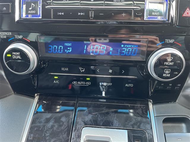 アルファード 2.5S Aパッケージ 後席フリップダウンモニター/ツインムーンルーフ/両側電動スライドドア/デジタルインナーミラー/ブラインドスポットモニター/純正18インチアルミ/コーナーセンサー/追従型クルーズコントロール(31枚目)