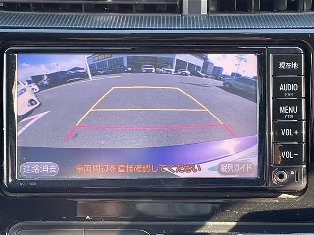 アクア Ｓ　スタイルブラック　禁煙車／純正ナビ（ＣＤ／ワンセグＴＶ／Ｂｌｕｅｔｏｏｔｈ）／バックカメラ／前後ドライブレコーダー／ステアリングスイッチ／オートライト／スマートキー／Ｐスタート／電動格納ミラー／ドアバイザー（4枚目）