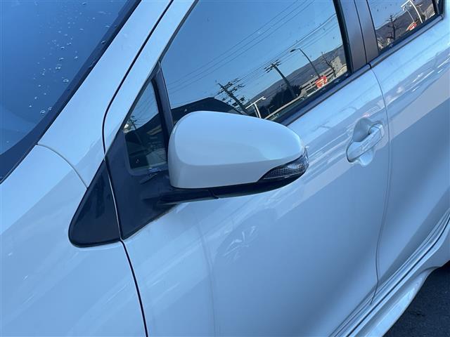 アクア Ｇ　禁煙車／パイオニアナビ／Ｂｌｕｅｔｏｏｔｈ／フルセグＴＶ／バックカメラ／ＥＴＣ／ダウンサス／純正フロアマット／純正アルミホイール／ＬＥＤヘッドライト／革巻きステアリング／オートライト／プッシュスタート（33枚目）