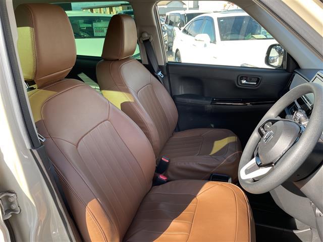 Ｎ－ＯＮＥ オリジナル　禁煙車／純正ナビ（ＣＤ／ＤＶＤ／フルセグＴＶ／Ｂｌｕｅｔｏｏｔｈ）／バックカメラ／ビルトインＥＴＣ／レーダークルーズコントロール／ステアリングスイッチ／レザー調シートカバー／電動パーキングブレーキ（11枚目）