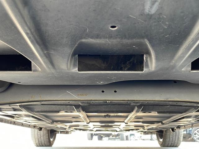 リーフ X(24kwh) 純正ナビ/バックカメラ/BluetoothAudio/ステアリングヒーター/クルーズコントロール/衝突軽減ブレーキ/スマートキー/ETC(40枚目)