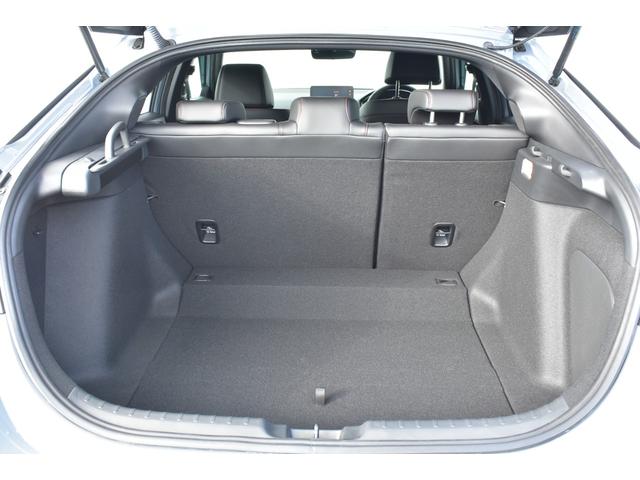 シビック RS 当社デモカー、純正ナビ、ETC2.0 LEDヘッド 衝突被害軽減ブレーキ Bカメラ シートヒーター ワンオーナー フルセグTV スマートキー クルーズコントロール セキュリティアラーム 横滑り防止装置(21枚目)