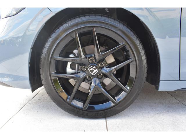 シビック RS 当社デモカー、純正ナビ、ETC2.0 LEDヘッド 衝突被害軽減ブレーキ Bカメラ シートヒーター ワンオーナー フルセグTV スマートキー クルーズコントロール セキュリティアラーム 横滑り防止装置(26枚目)