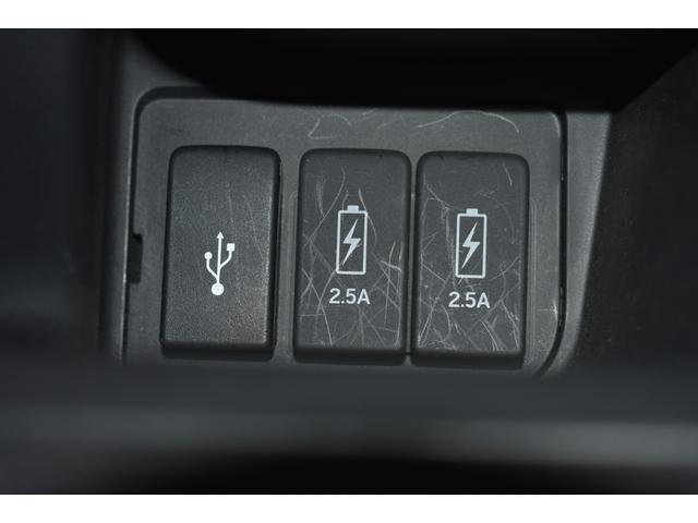 Ｎ－ＢＯＸカスタム Ｇ・Ｌホンダセンシング　純正８インチナビ　純正ドラレコ　ＥＴＣ　地デジＴＶ　助手席エアバッグ　キーレス　アイドリングＳＴ　スマ－トキ－　リアカメラ　ナビＴＶ　前車追従機能　サイドエアバッグ　ＬＥＤヘッドライト　ＵＳＢ　ＤＶＤ（11枚目）