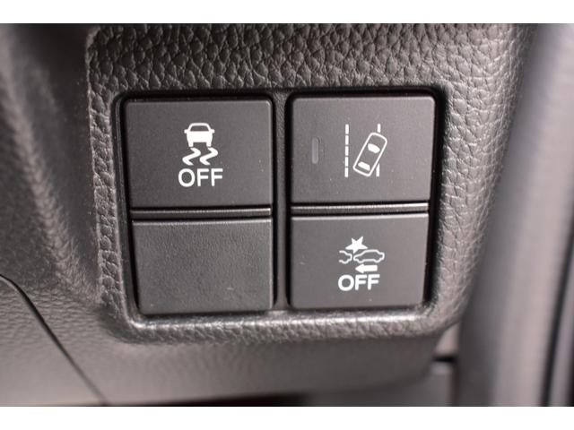 Ｎ－ＢＯＸカスタム Ｇ・Ｌホンダセンシング　純正８インチナビ　純正ドラレコ　ＥＴＣ　地デジＴＶ　助手席エアバッグ　キーレス　アイドリングＳＴ　スマ－トキ－　リアカメラ　ナビＴＶ　前車追従機能　サイドエアバッグ　ＬＥＤヘッドライト　ＵＳＢ　ＤＶＤ（13枚目）