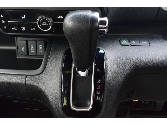 Ｎ－ＢＯＸカスタム Ｇ・Ｌホンダセンシング　純正８インチナビ　純正ドラレコ　ＥＴＣ　地デジＴＶ　助手席エアバッグ　キーレス　アイドリングＳＴ　スマ－トキ－　リアカメラ　ナビＴＶ　前車追従機能　サイドエアバッグ　ＬＥＤヘッドライト　ＵＳＢ　ＤＶＤ（15枚目）