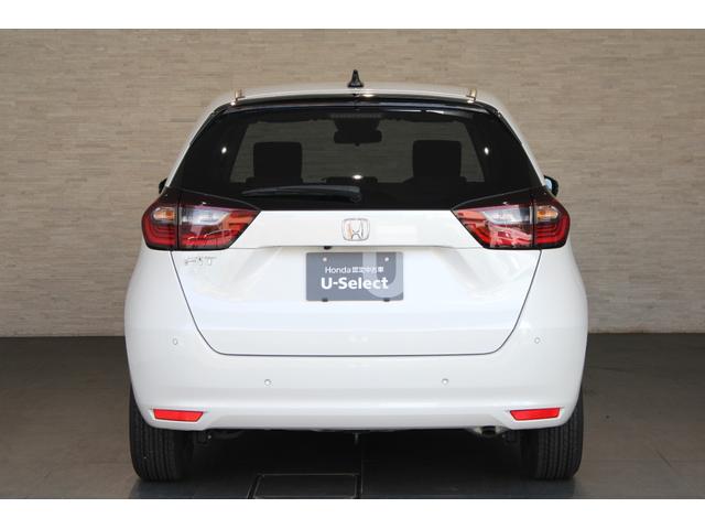 フィット ホーム　レンタアップ　純正ナビ　フルセグ　ＥＴＣ　衝突軽減ブレーキ　コーナーセンサー　ホンダコネクト　記録簿　リアカメラ　ソナー　ＵＳＢ接続　ＡＡＣ　横滑り防止機能　サイドエアバック　ＬＥＤライト　スマキー（22枚目）