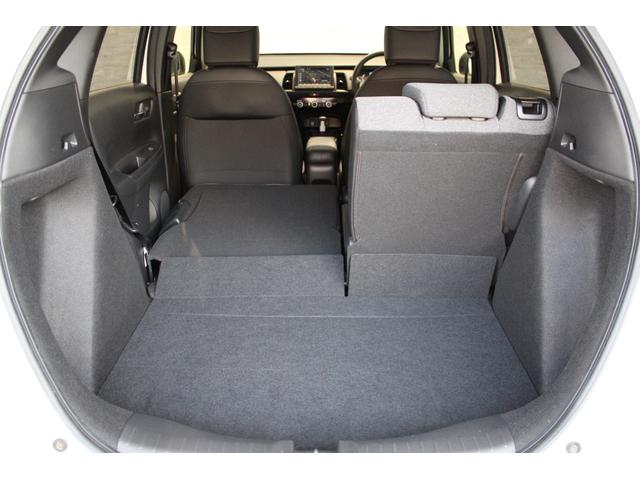 フィット ホーム　レンタアップ　純正ナビ　フルセグ　ＥＴＣ　衝突軽減ブレーキ　コーナーセンサー　ホンダコネクト　記録簿　リアカメラ　ソナー　ＵＳＢ接続　ＡＡＣ　横滑り防止機能　サイドエアバック　ＬＥＤライト　スマキー（24枚目）