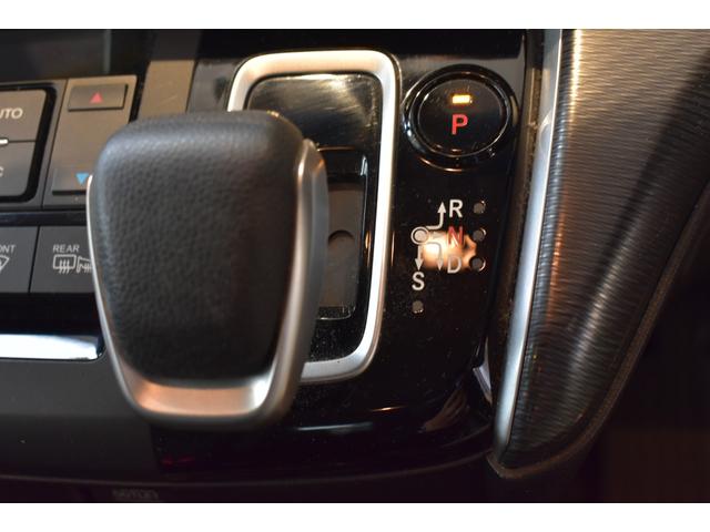 １年間・走行距離無制限の「ホッと保証」を無料でお付けします！さらに、ご希望に応じてプラス４年まで保証延長も可能です！！詳しくはスタッフまでお問い合わせください！