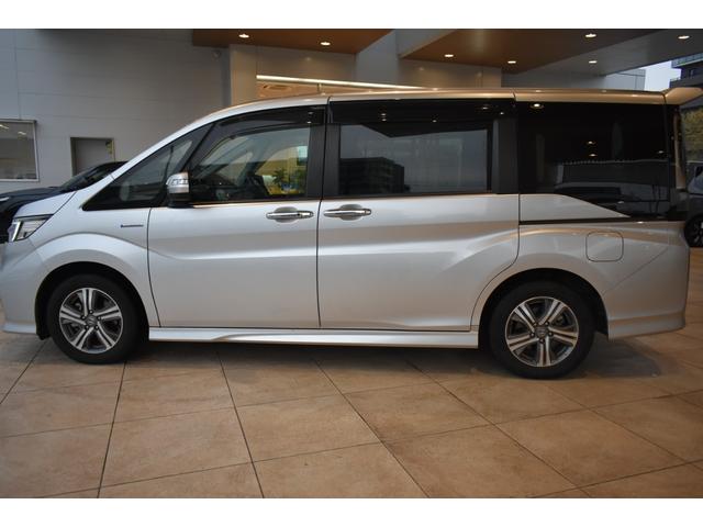 オプションで、ボディーコートもご用意しております！ガラス系やポリマーコーティングなどおお好みに合わせてお選び頂けます！新車の輝きに近づき、洗車などのお手入れも楽々です！