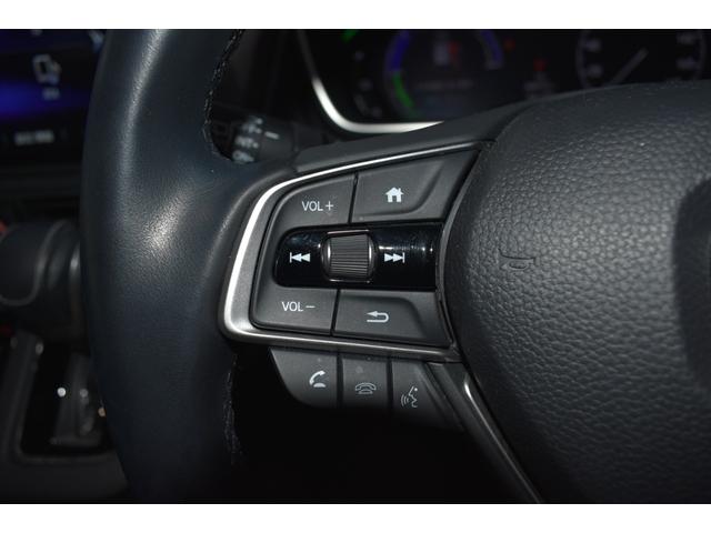 オデッセイハイブリッド e:HEVアブソルート・EX 純正10型ナビ フリップダウンモニター 電動Rゲート LEDライト シ-トヒ-タ- 両側PSD パワ-シ-ト フルセグ クルーズコントロール DVD再生機能 3列シート ナビ&TV キーレス ドラレコ(8枚目)