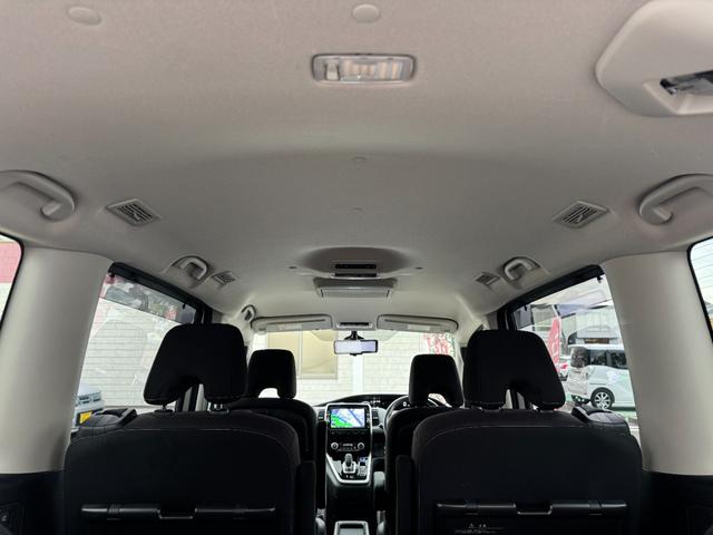 セレナ e-パワー ハイウェイスターV ☆セーフティパックB・プロパイロット・インテリジェントアラウンドビューモニター・インテリジェントルームミラー・インテリジェントパーキングアシスト☆寒冷地仕様☆純正インチナビ・TV☆純正FDモニター(44枚目)